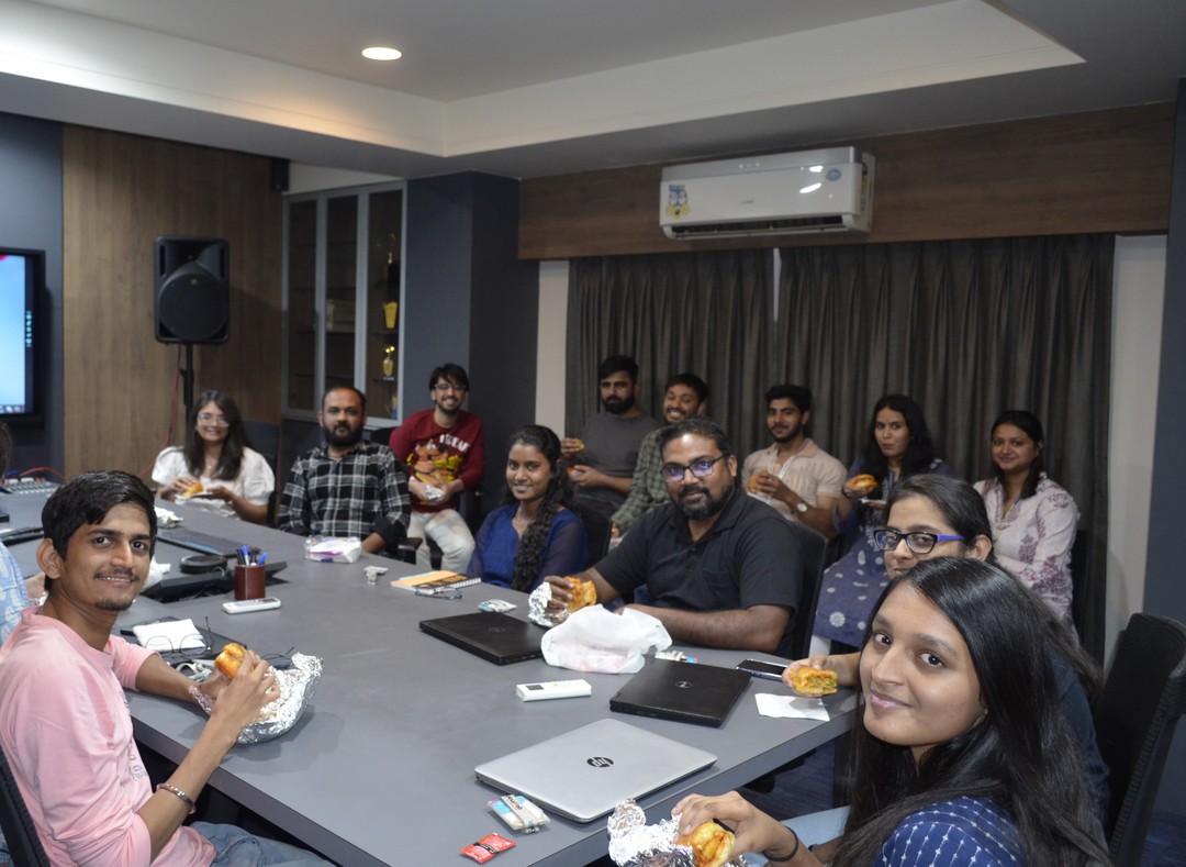 Vadapav Treat